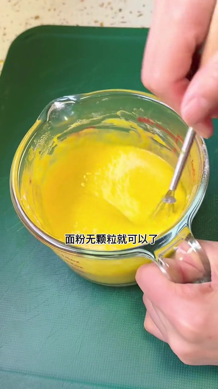 蛋糕的做法太多了，对于我家来说，不管是蒸的还是烤的都很喜欢！