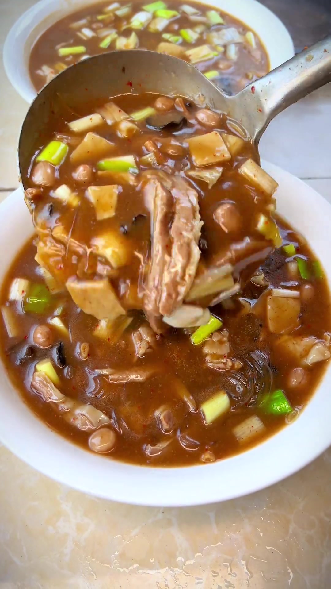 天冷来碗河南正宗胡辣汤，在家也能做