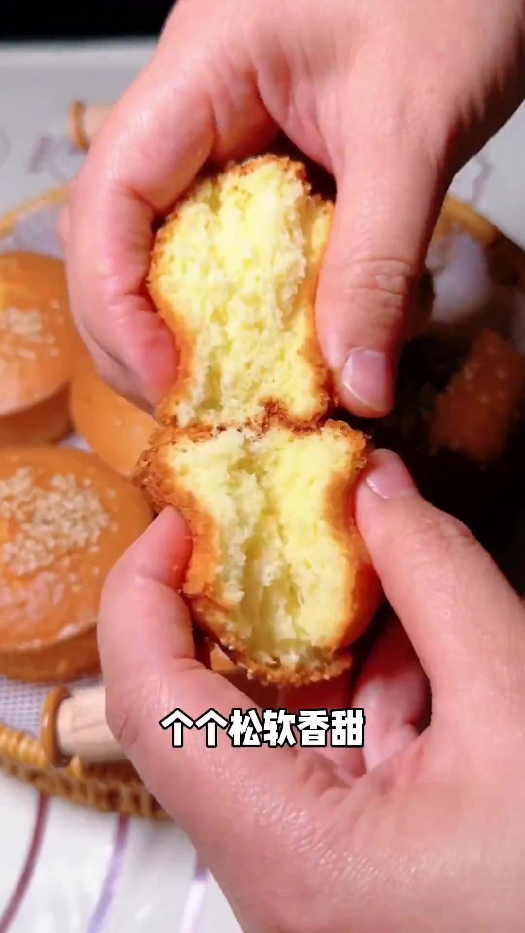 童年回忆老式鸡蛋糕，做法简单松软香甜