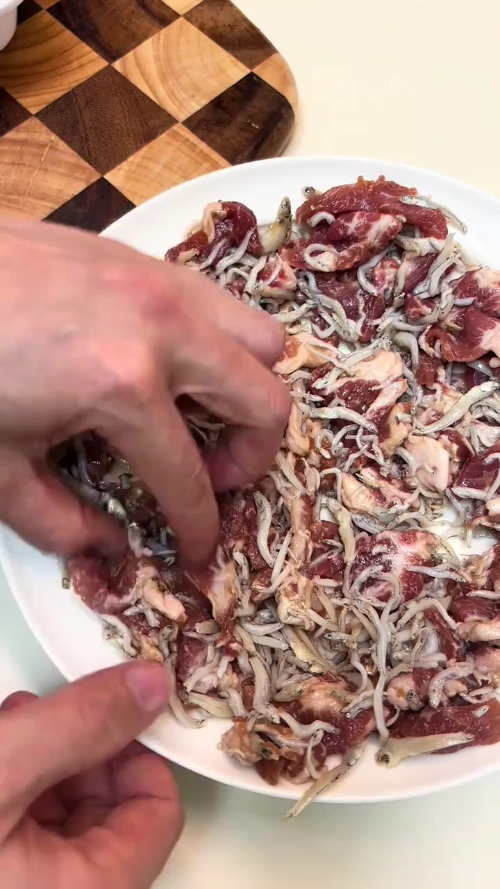 很匆忙得完成一顿晚餐，简简单单的家常便饭，吃着舒服