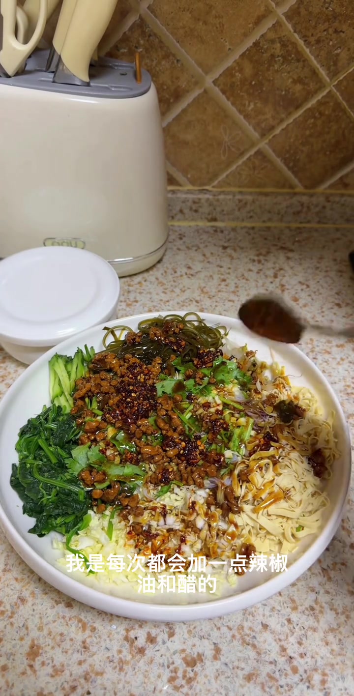 不会调猪肉酸菜饺子馅？照我这样调，巨香！