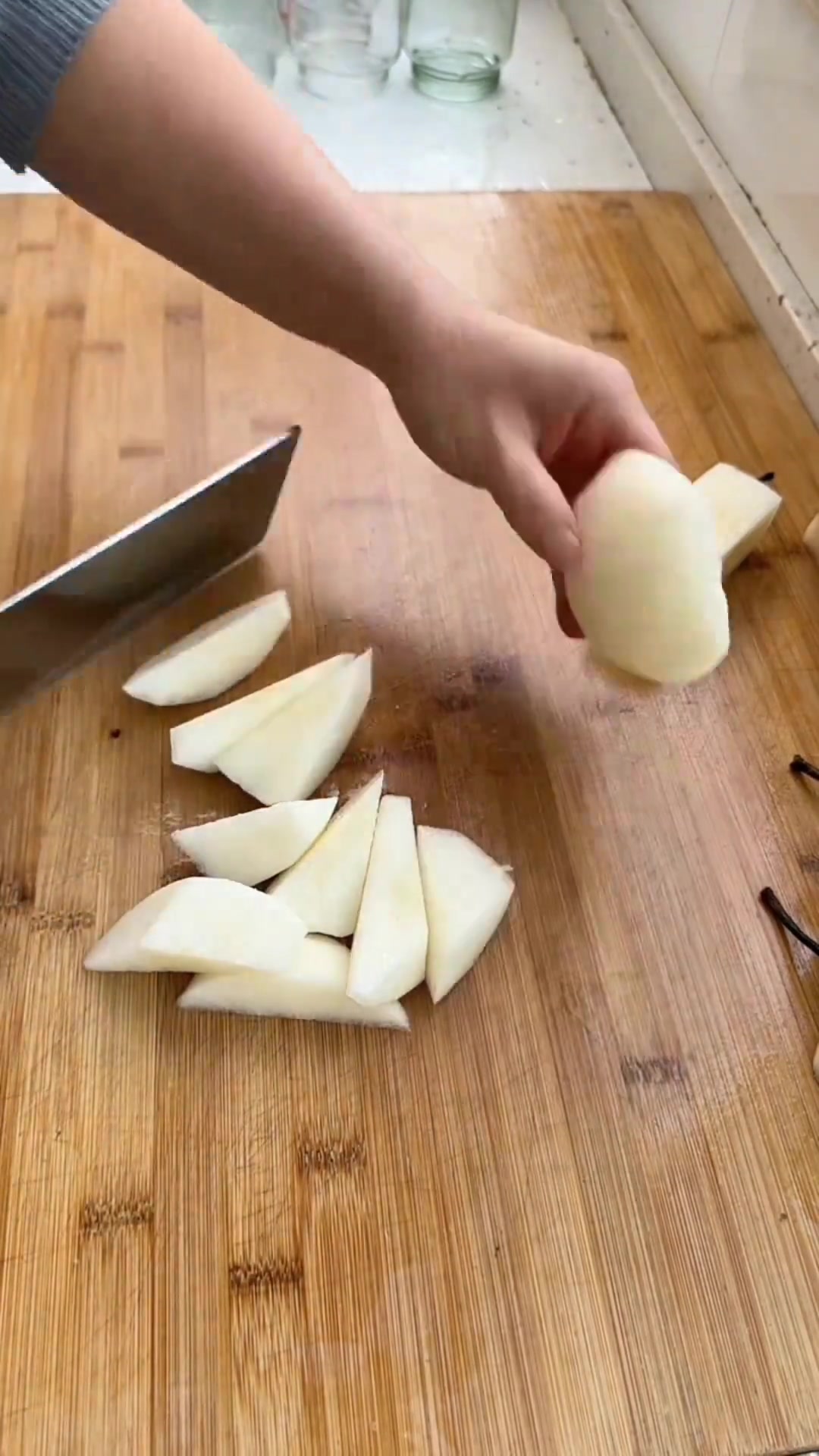 在家自制干净无添加梨罐头，好吃又卫生