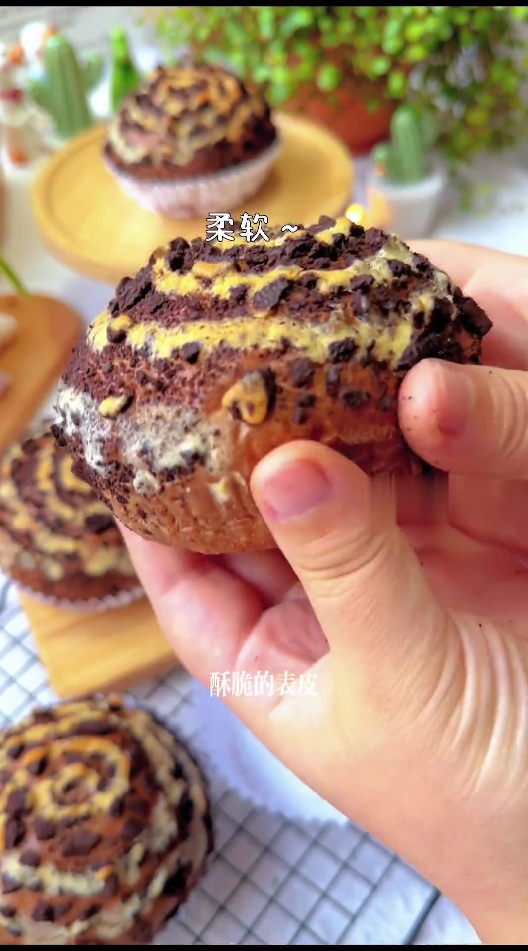 一口三重口感的巧克力雷神面包在家怎么做？