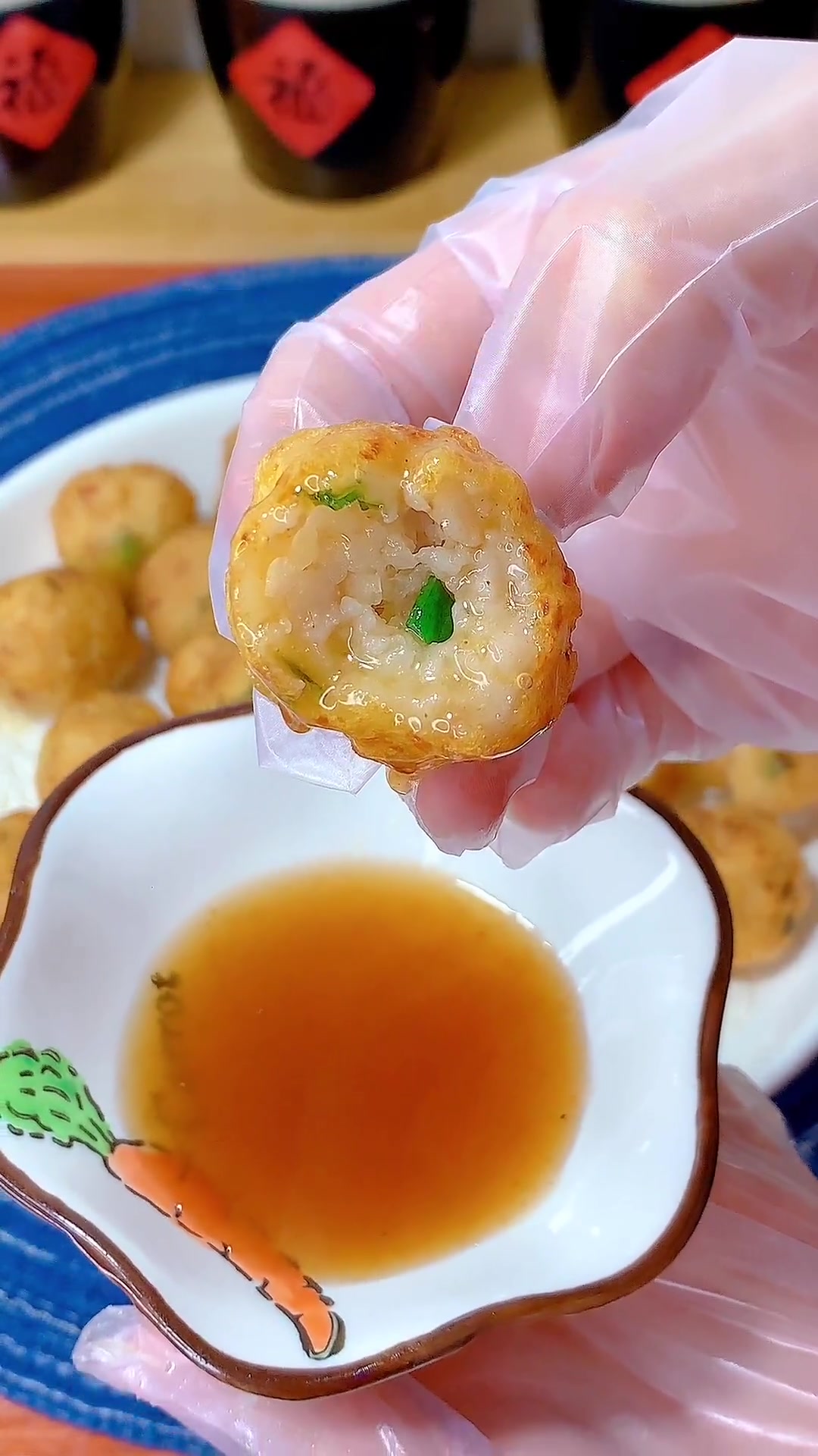 潮汕经典特色小吃，潮汕迪仔丸，口感鲜甜美味，外酥里嫩