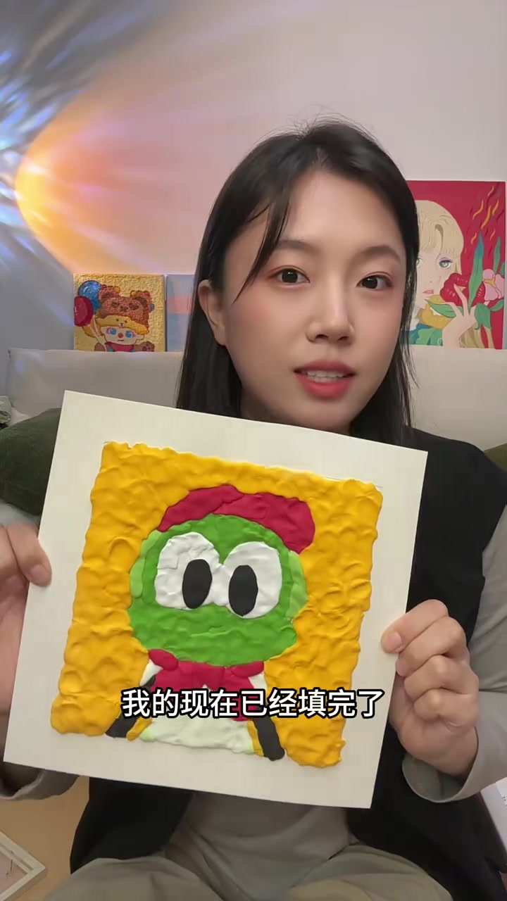 快来一起玩粘土戳戳画吧，实现装饰画自由！