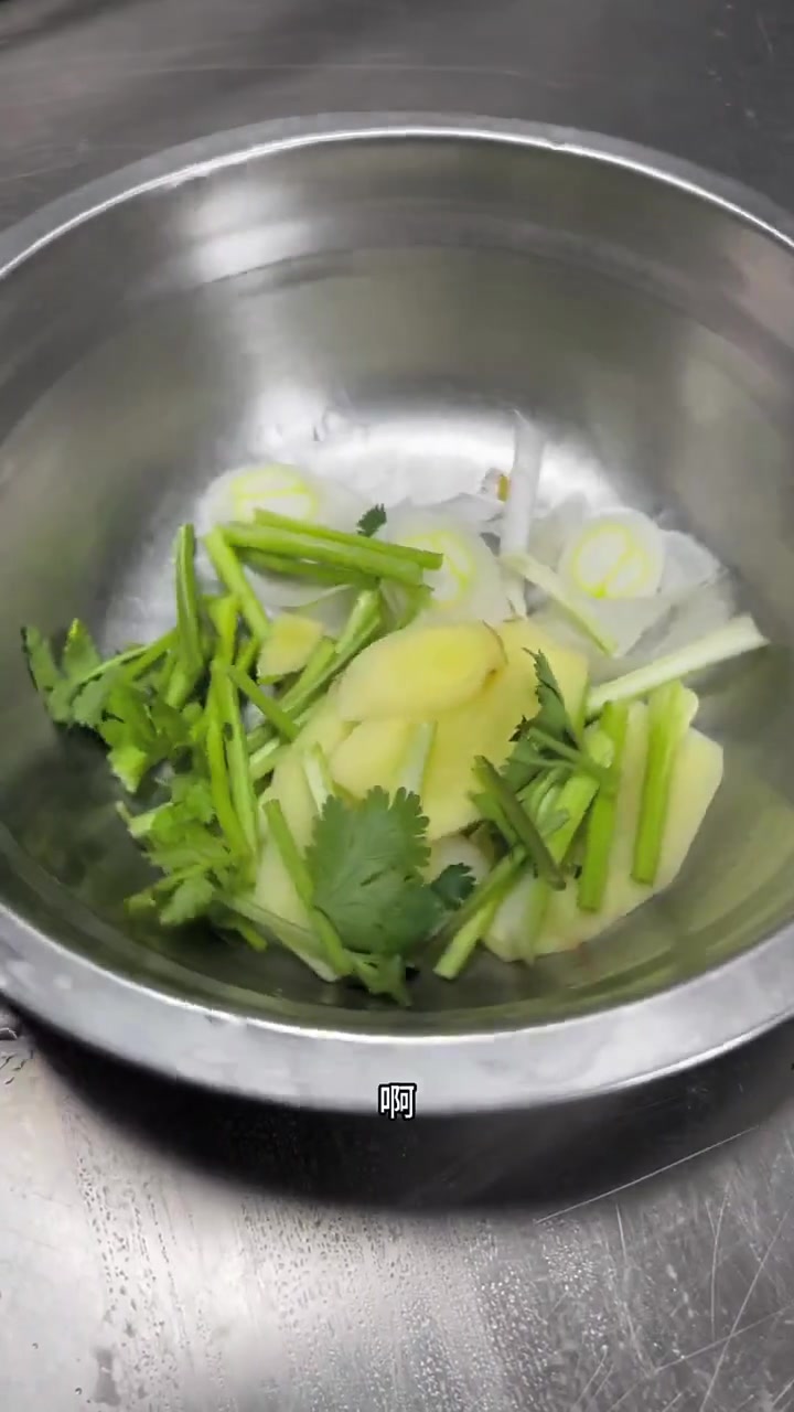 东北砂锅丸子坛肉全套系列都可以穴习