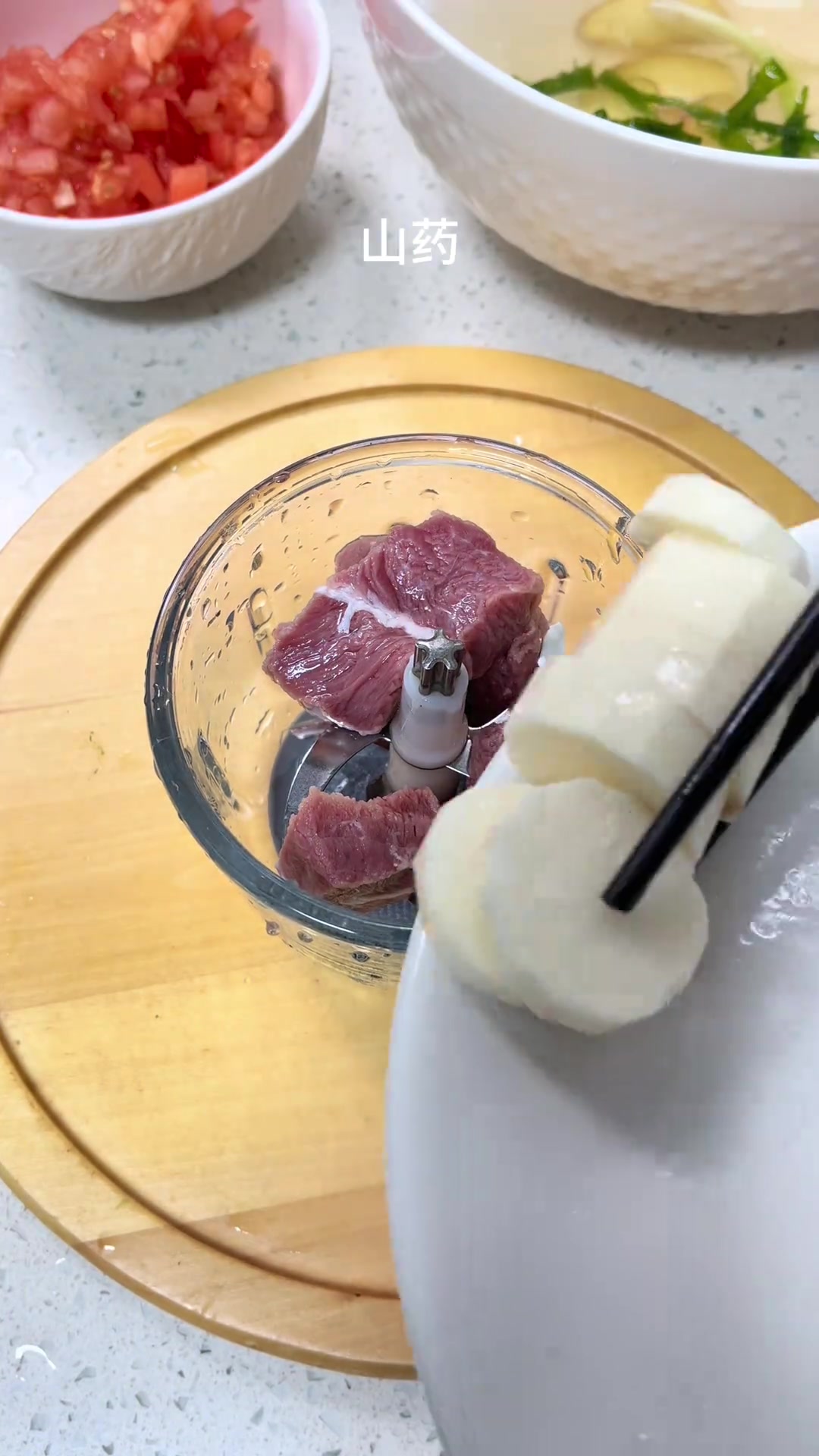 7个月后宝宝吃肉,可远离缺铁性贫血