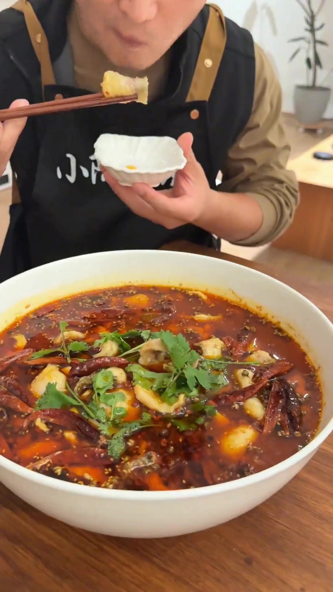 水煮鱼麻辣鲜香，鱼肉滑嫩Q弹超入味