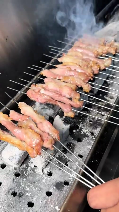 烧烤供应链新玩法，一根筋食材揭秘