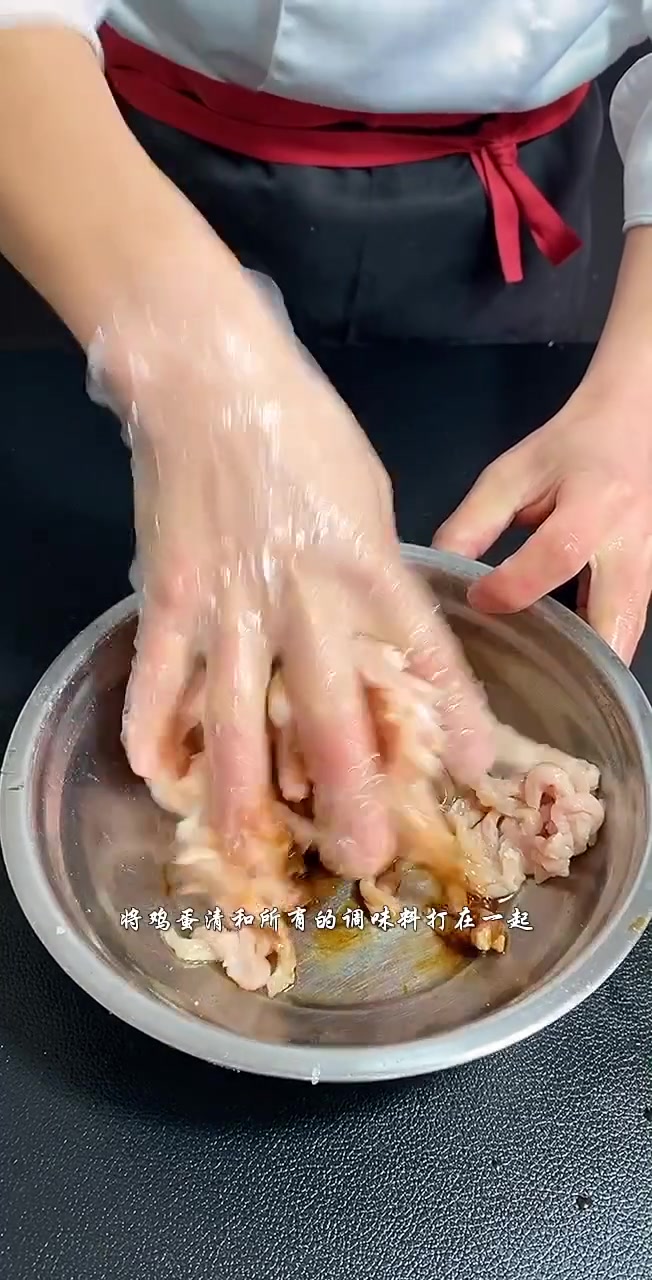蒜苔炒肉丝正确做法