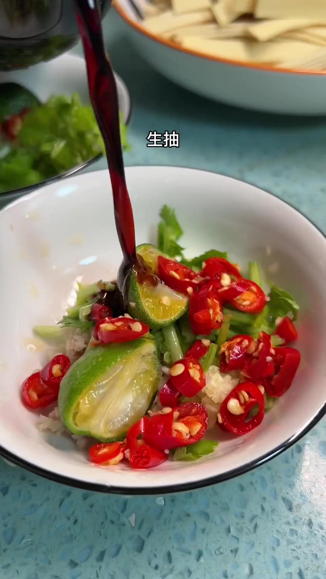 一日三餐四季与家人，唯有好吃的椰子鸡火锅不可辜负
