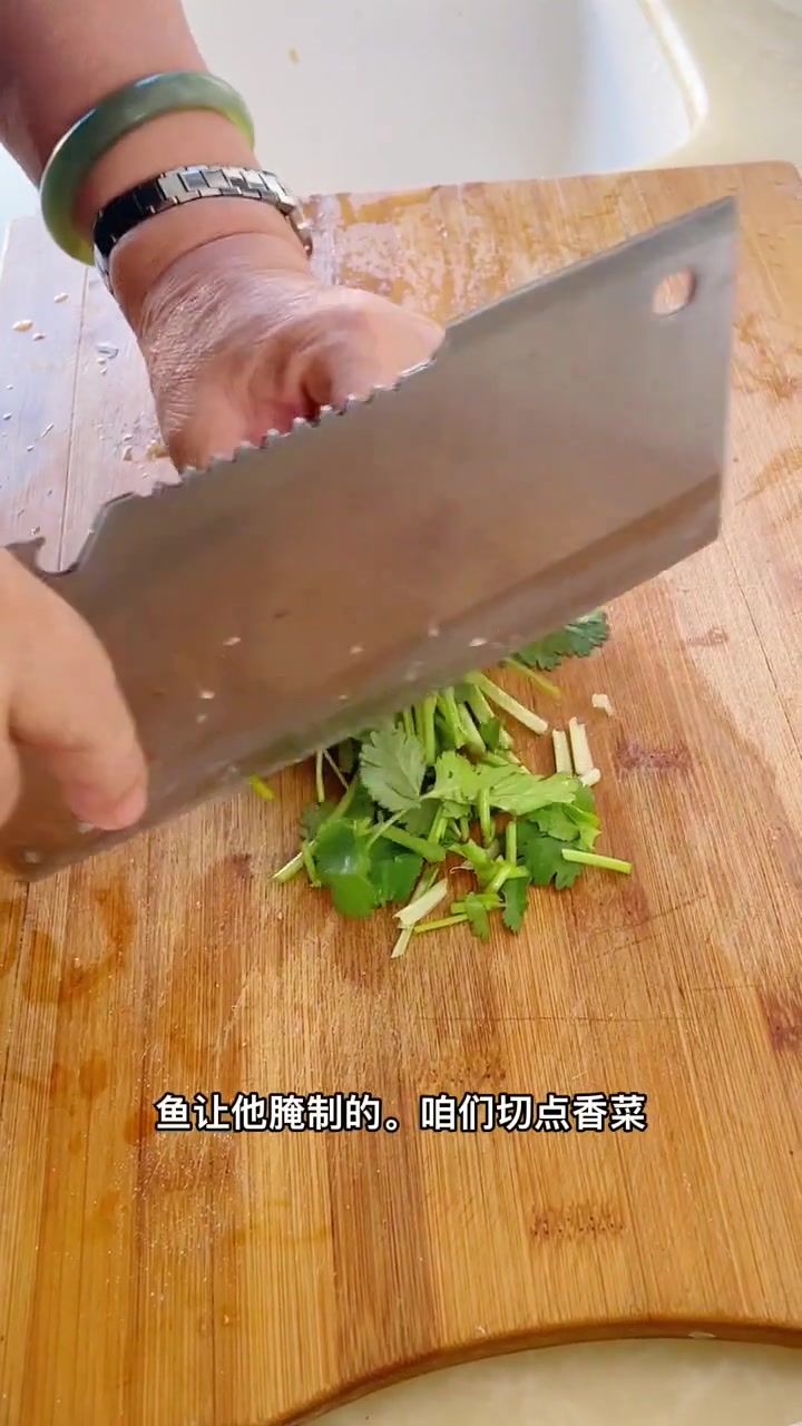 红烧黄花鱼家常做法，鲜嫩多汁美味可口