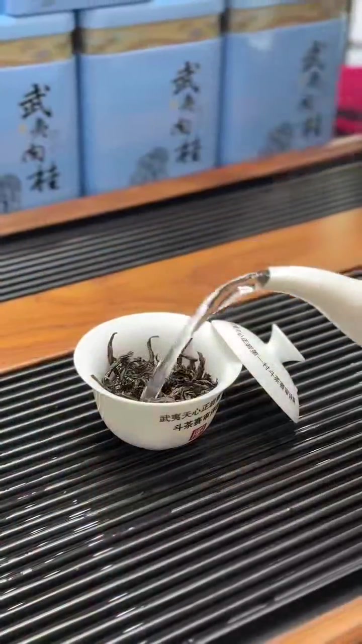 喁喁高端茶!品武夷肉桂,知岩骨花香,武夷肉桂,汤是顺滑柔和