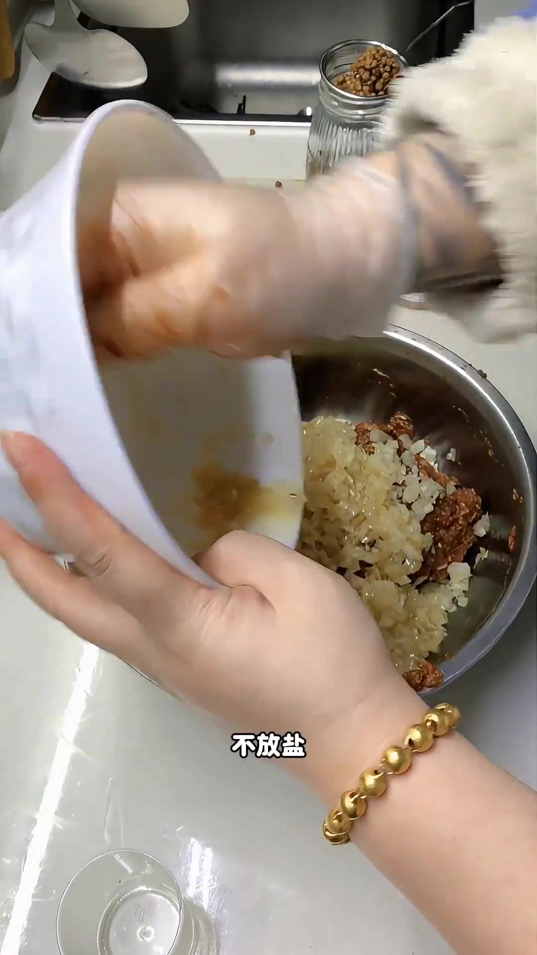 超香爆汁流油的门钉肉饼做法分享
