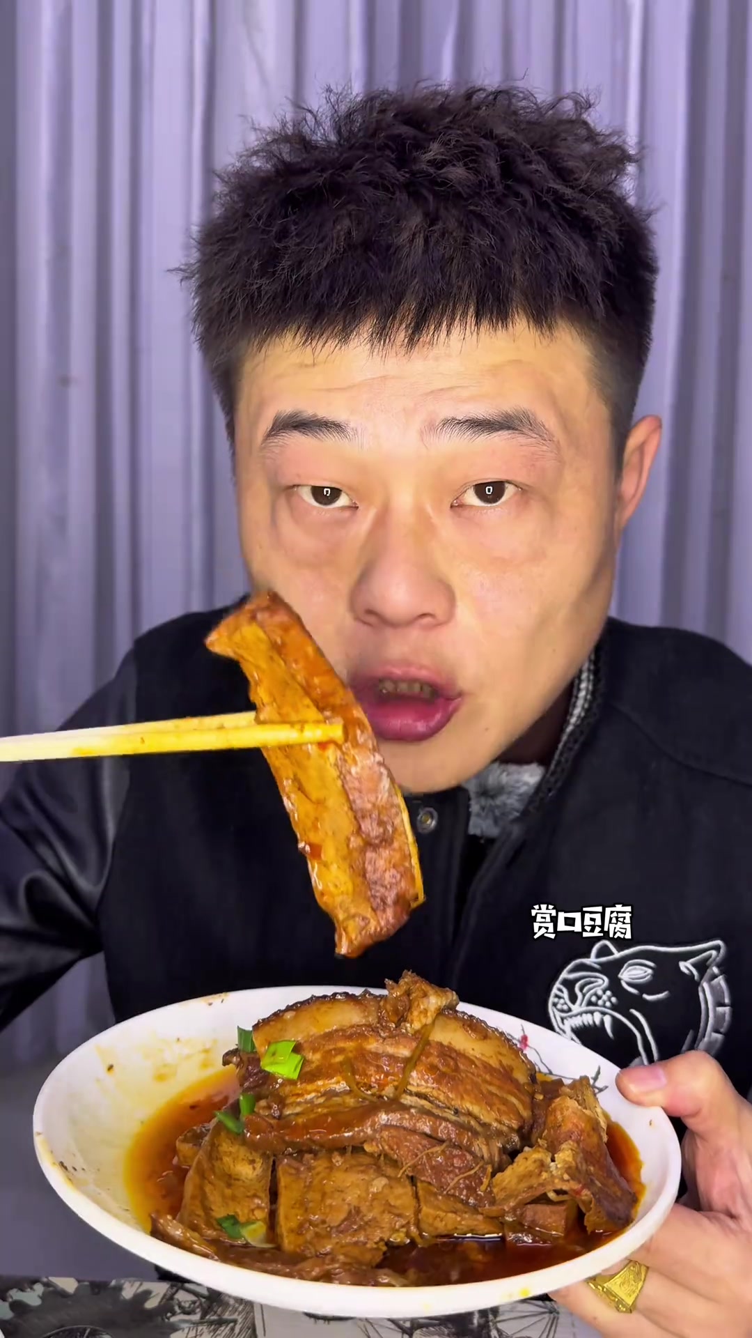 爱吃肉的人都爱来吃老式蒸碗子