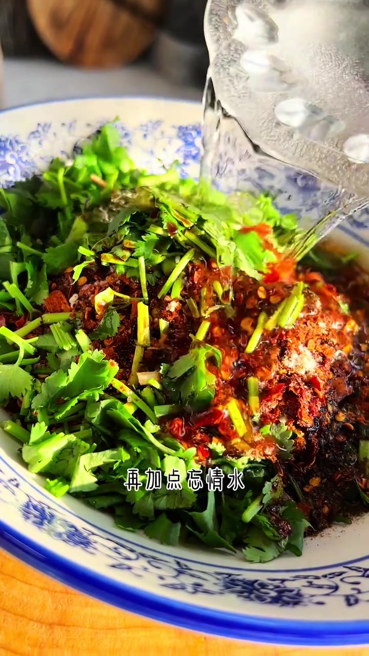 一直做不好豆腐圆子的朋友，看一下这个保姆教程、手把手教会你做贵州的爆浆豆腐圆子