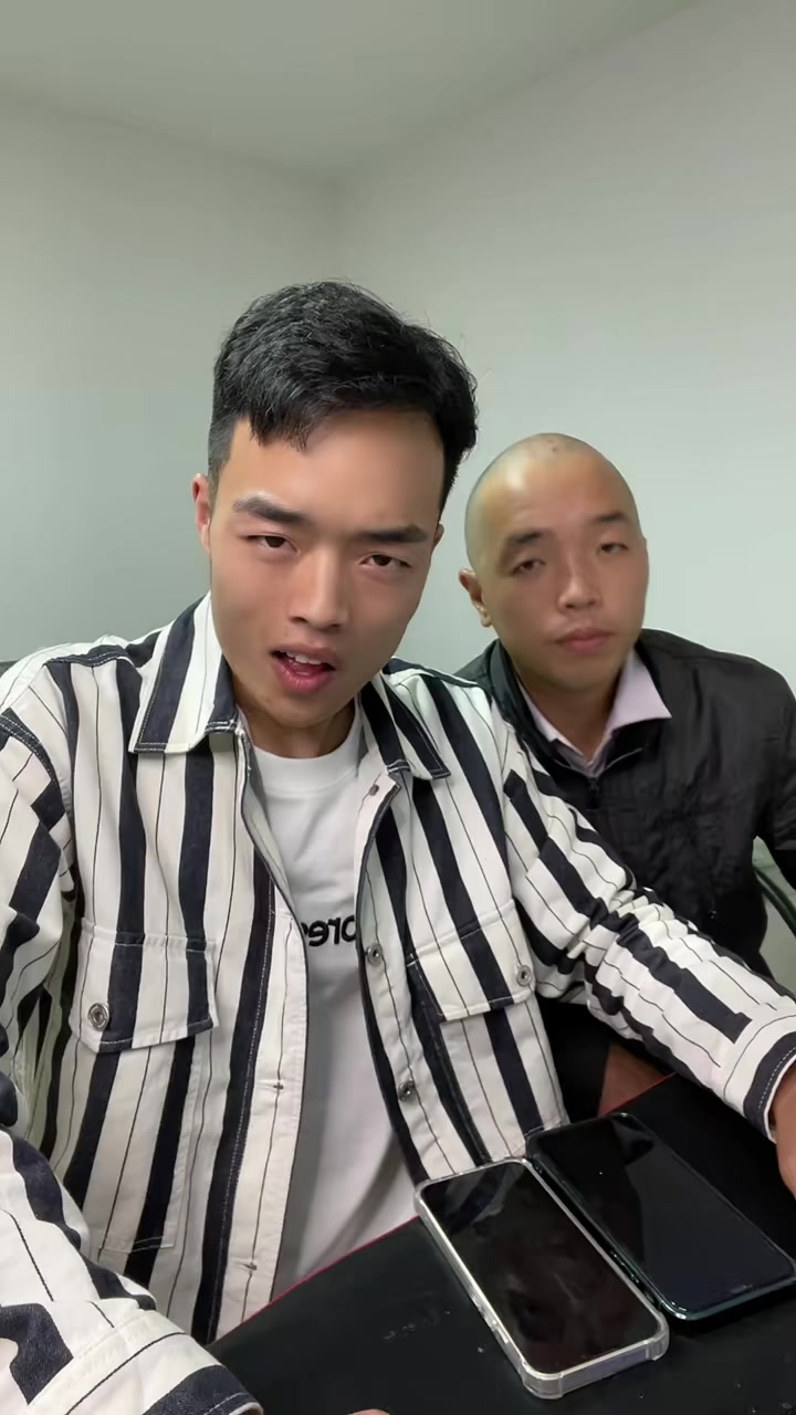 我是云南的，你们那边是小鸟叫什么？香菜叫什么？