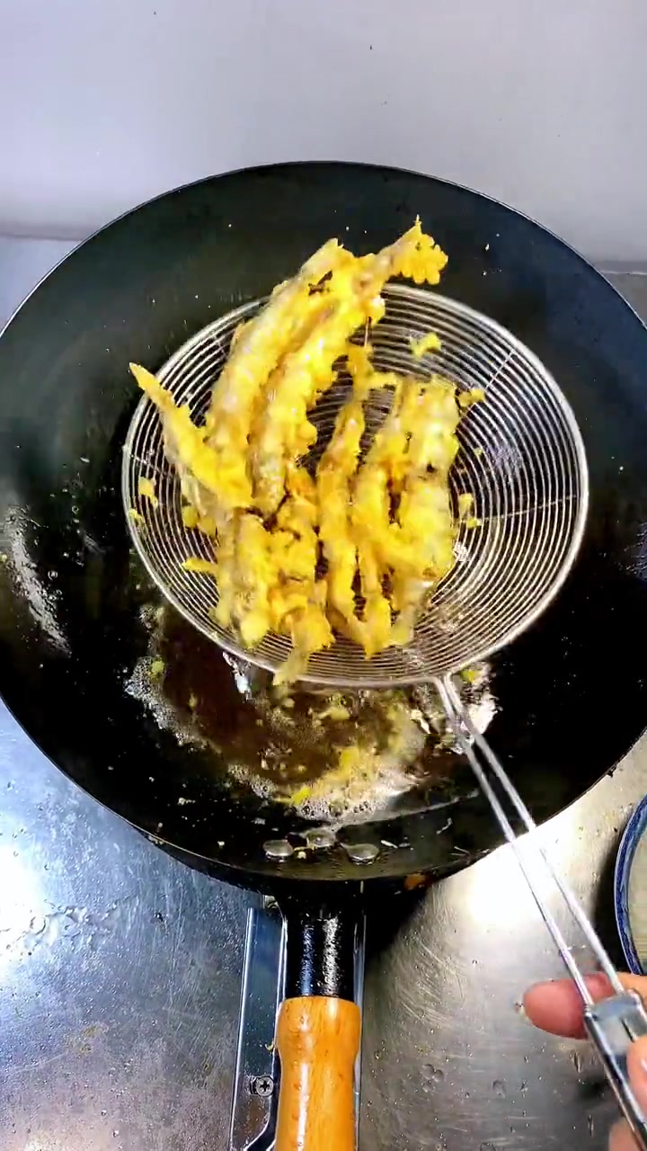 一道下酒菜，椒盐多春鱼