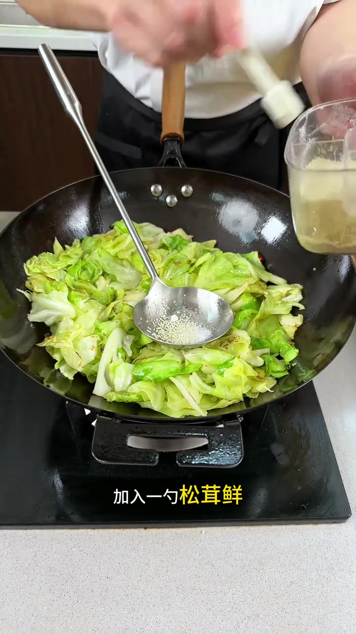 手撕包菜，手撕包菜你就像我这样做好吃又下饭
