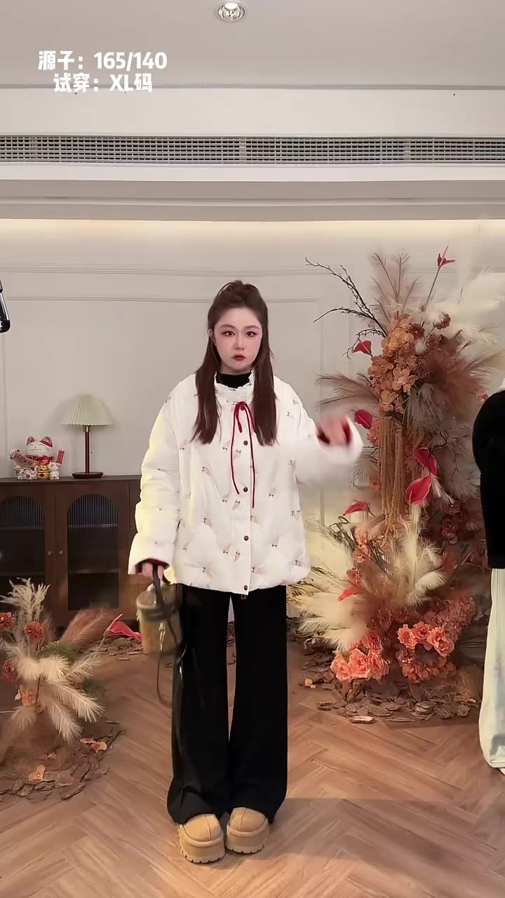 解锁冬日 “软萌保暖” 穿搭!秋冬穿搭 今日穿搭一套很美哦 大码女装