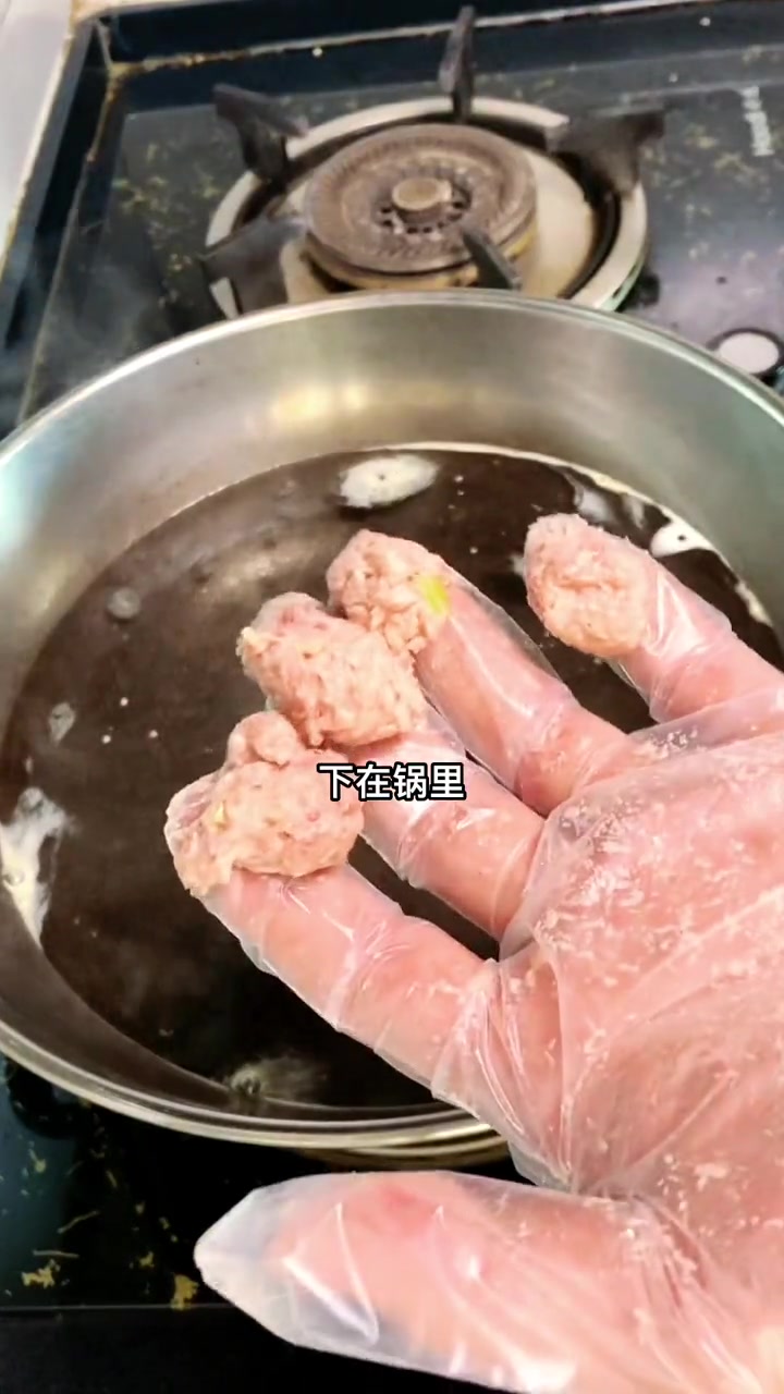 肉丸胡辣汤来了，喝一碗浑身冒汗