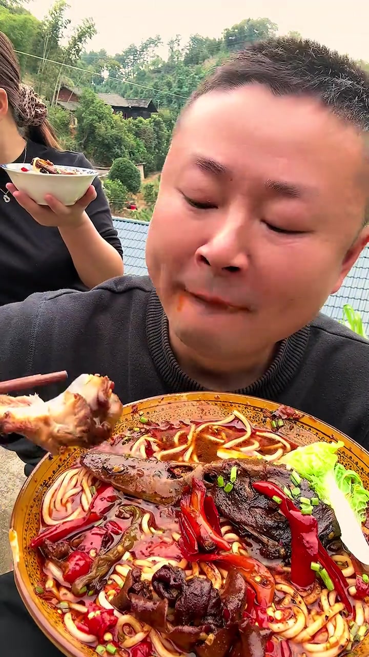 鸭肉米粉太香了