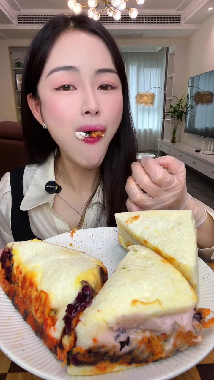 这个三明治真的好吃哦周末快乐姐妹们