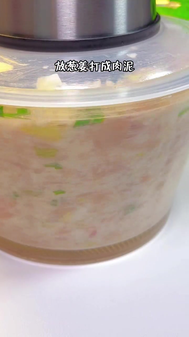 这个鸡胸肉丸子可以试试！简单方便！