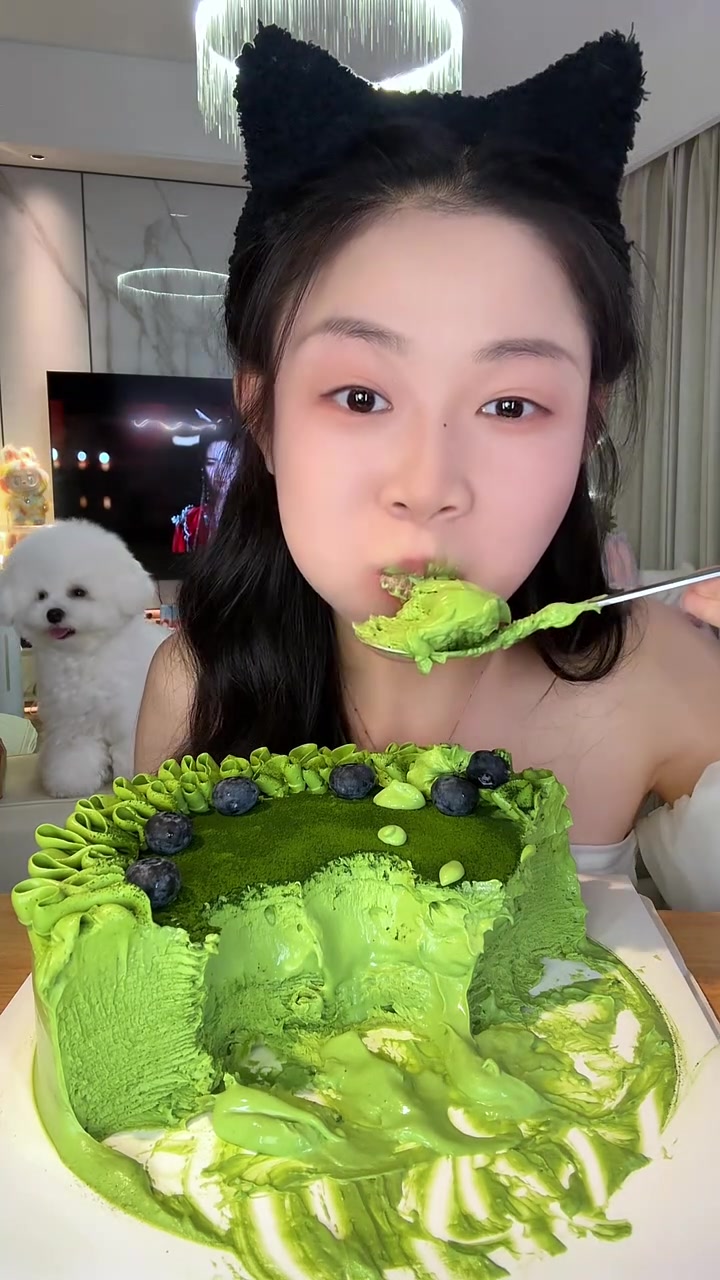 抹茶千层蛋糕香气四溢，味道超赞