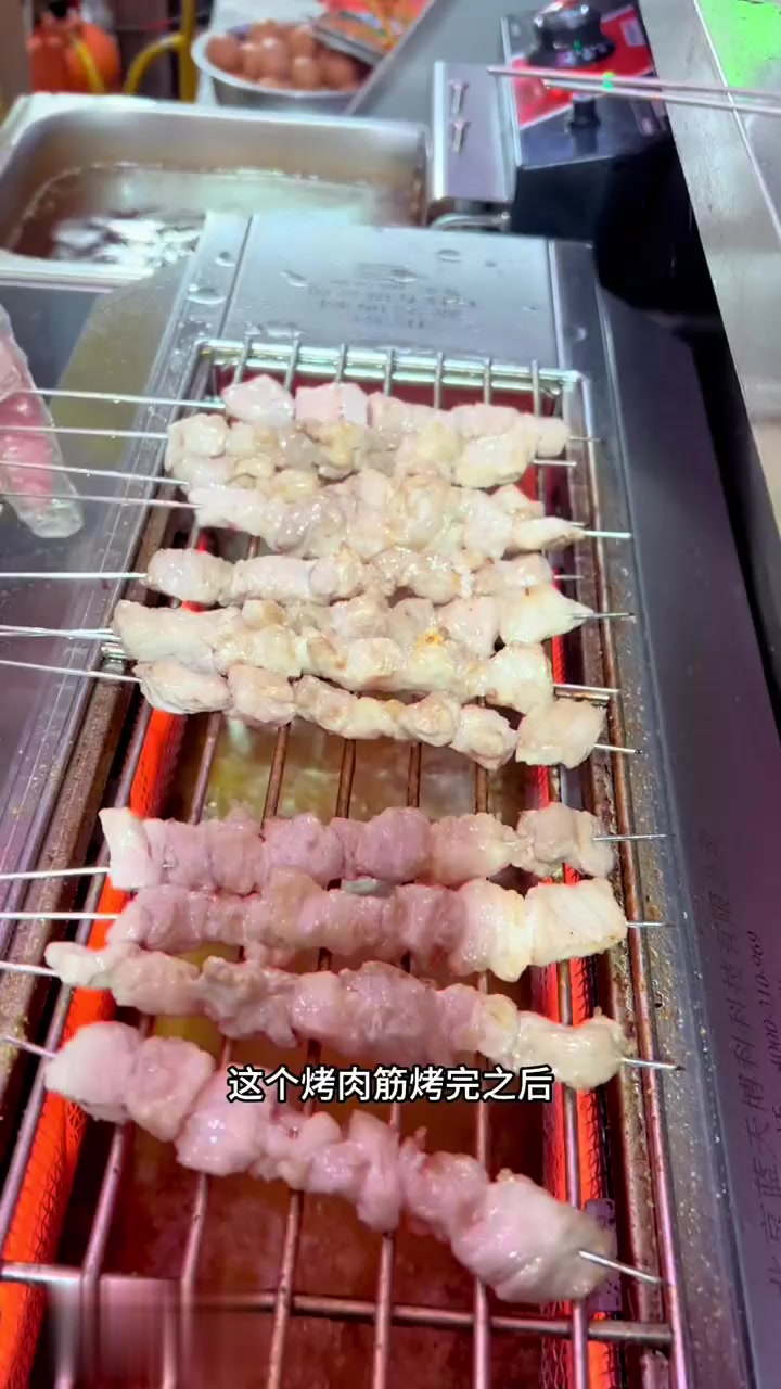 来江大美食街，吃二中老郑烤肉筋