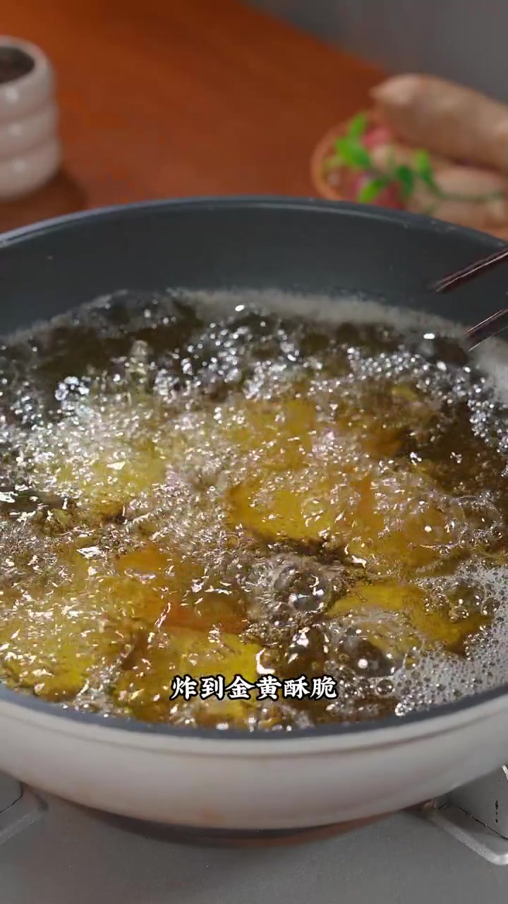 豆豉鲮鱼很多人吃过，但不知道怎么做