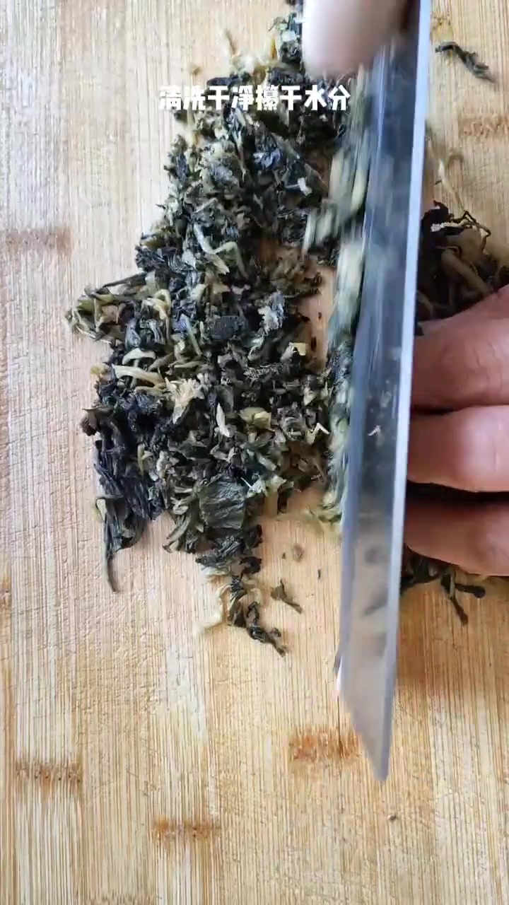 家庭版焖干菜扣肉做法，软烂入味，入口即化