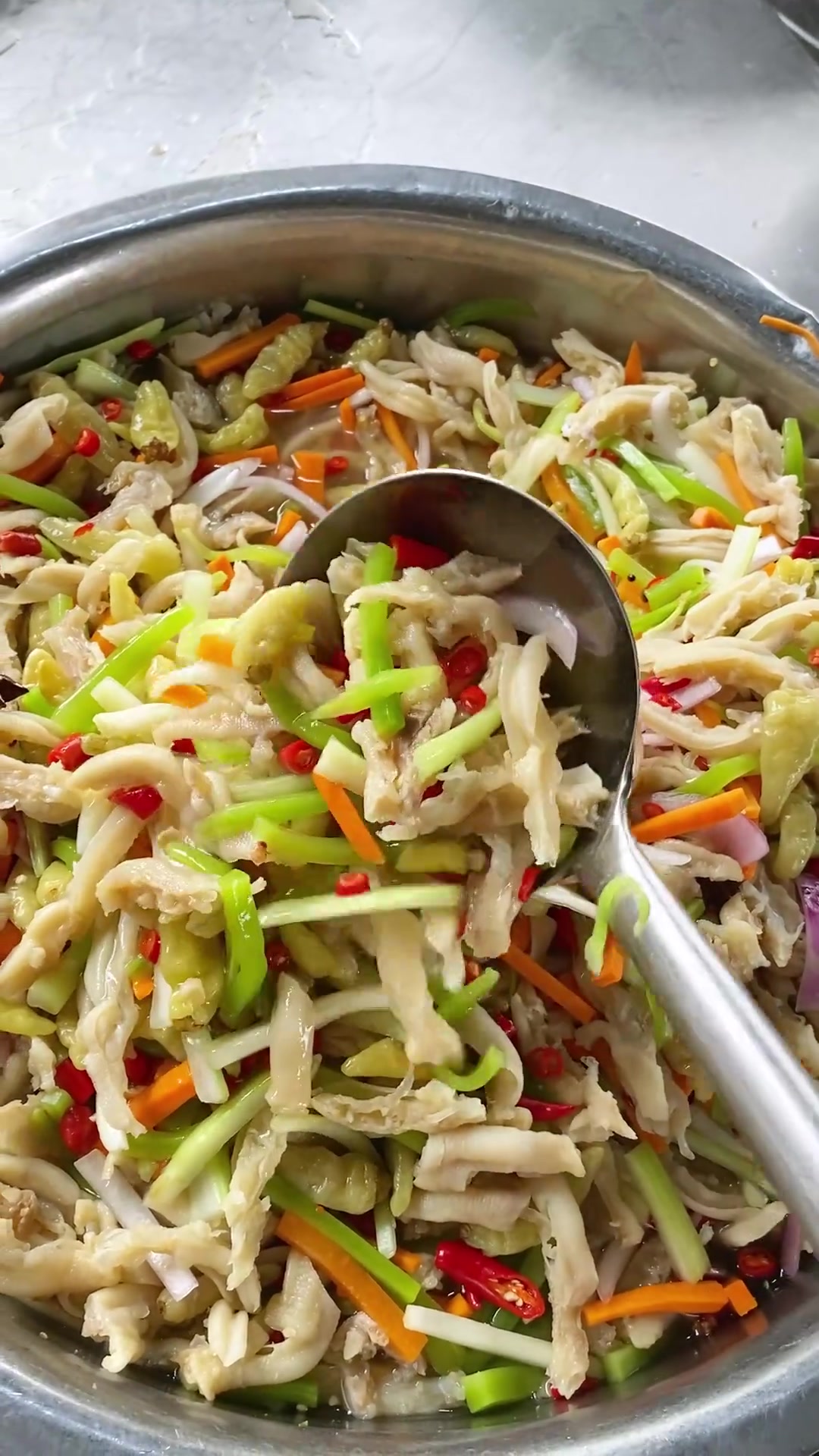 甑子蒸饭竹笼蒸菜，你怀念四川农村坝坝宴味道吗