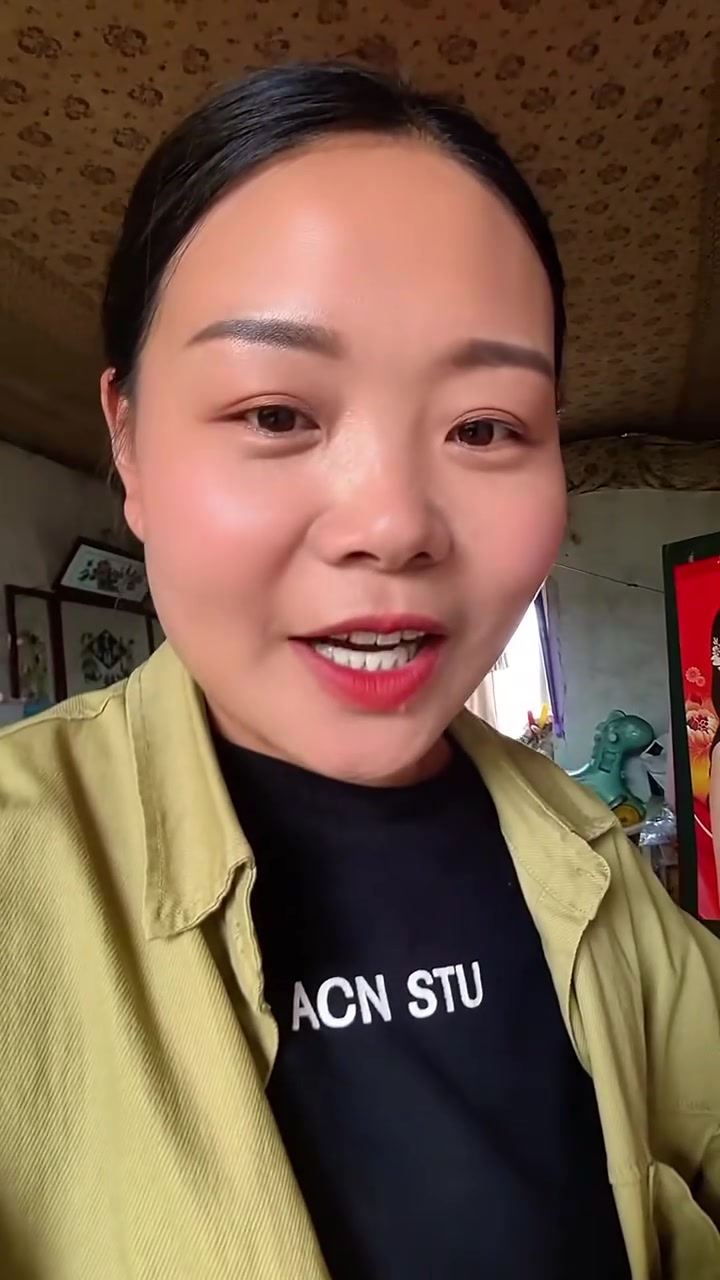 一窝竟神奇地出了九只小鹅！