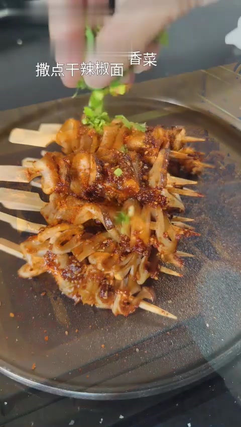 素食｜在家做的小烧烤杏鲍菇，赛过烤鱿鱼