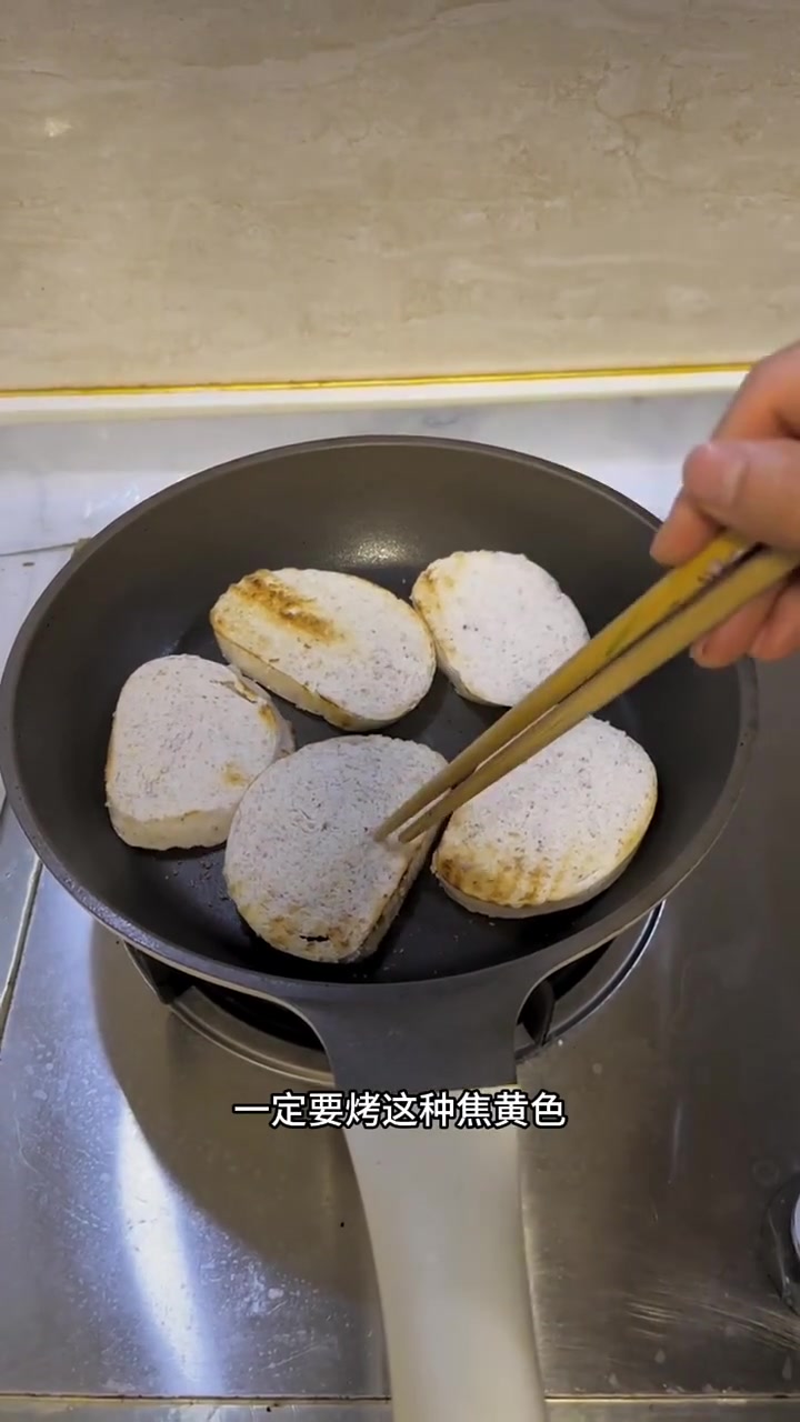烤馒头片，简单有好用，中医果然有2把刷子，搭配健康餐，太完美了