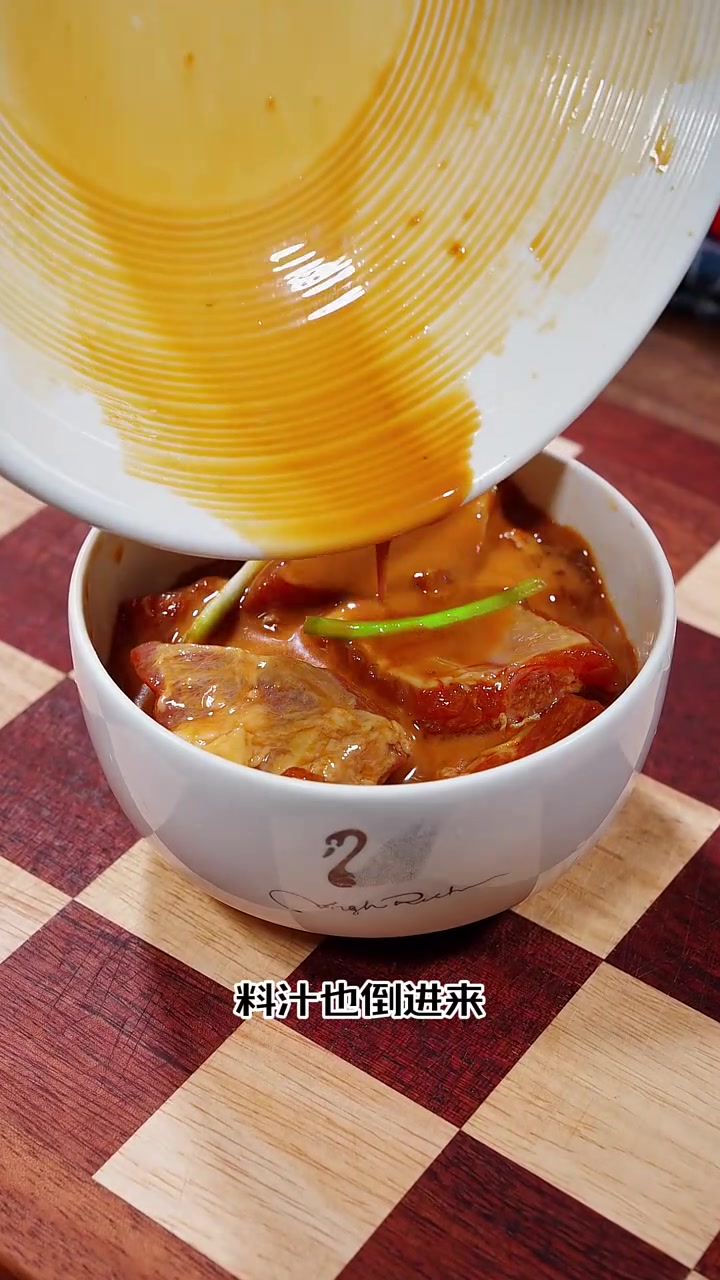 晚上回家、如何快速吃上饭 今天还是用这些最简单的食材，快速的做两菜一汤一饭