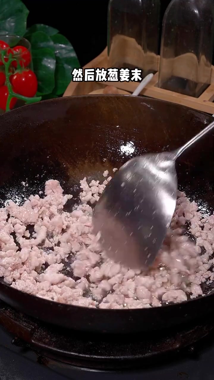 土豆肉沫打卤面的家常做法，太好吃了