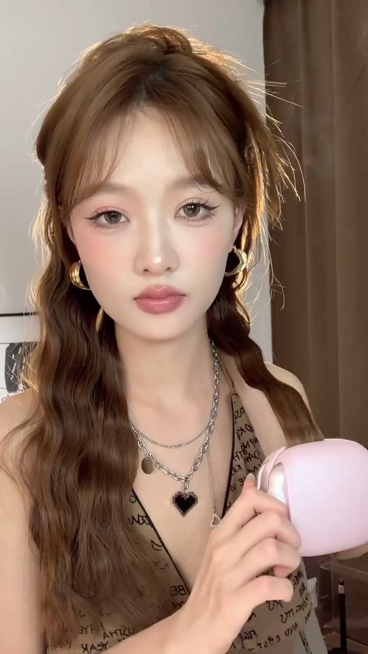 张元英同款蛋卷发型，细软塌颅顶低的姐妹快来学！秒变发量王者