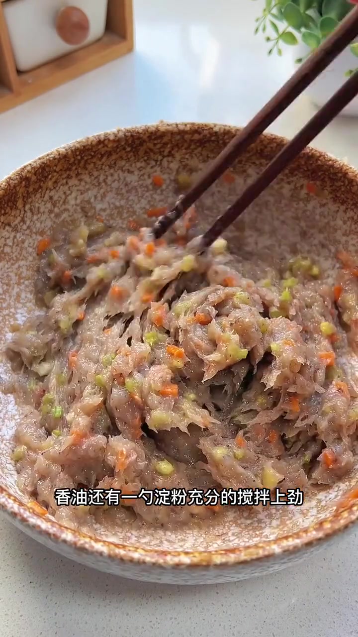 当年去福建吃过的紫菜鲜虾饼，营养丰富非常好吃，一定要给孩子试试