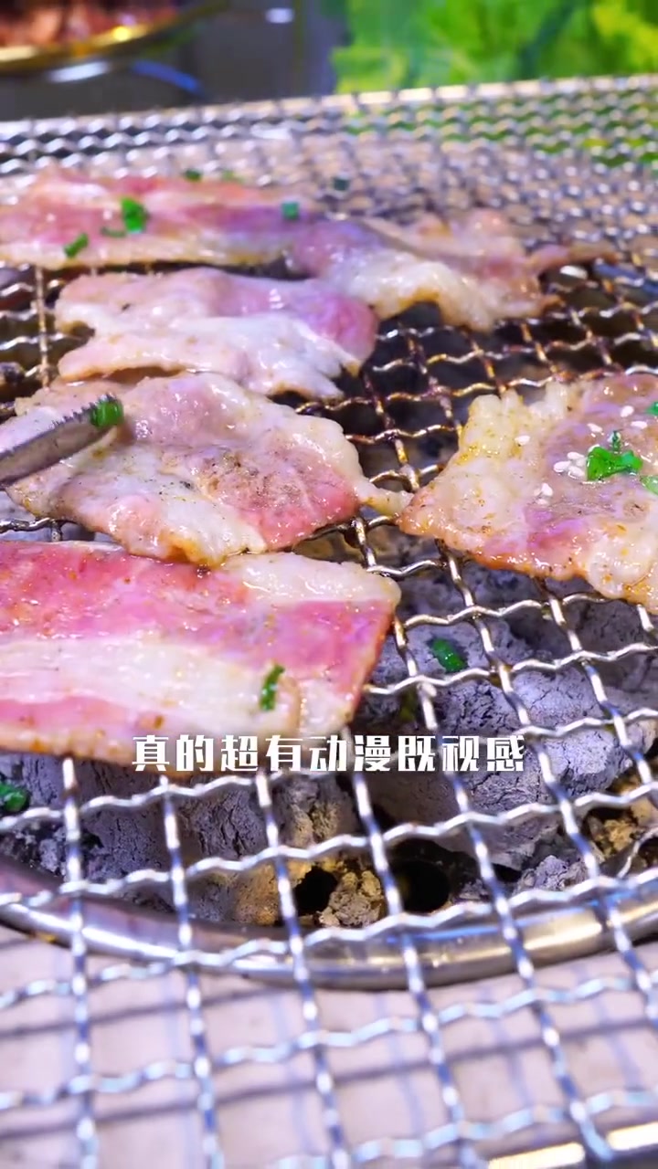 扬州首家泥炉烤肉，店面装修工业风