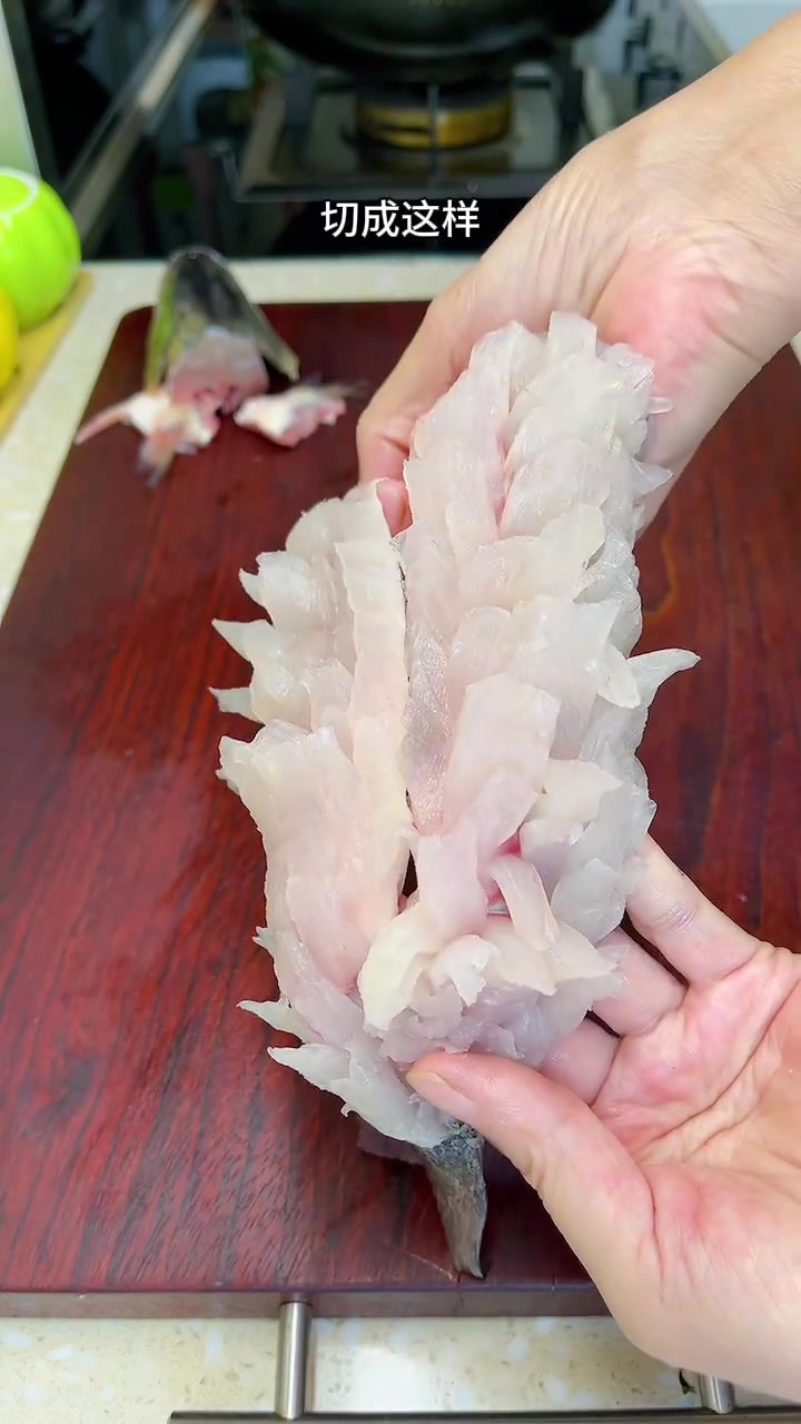 糖醋松鼠鱼这样做，外酥里嫩酸甜可口