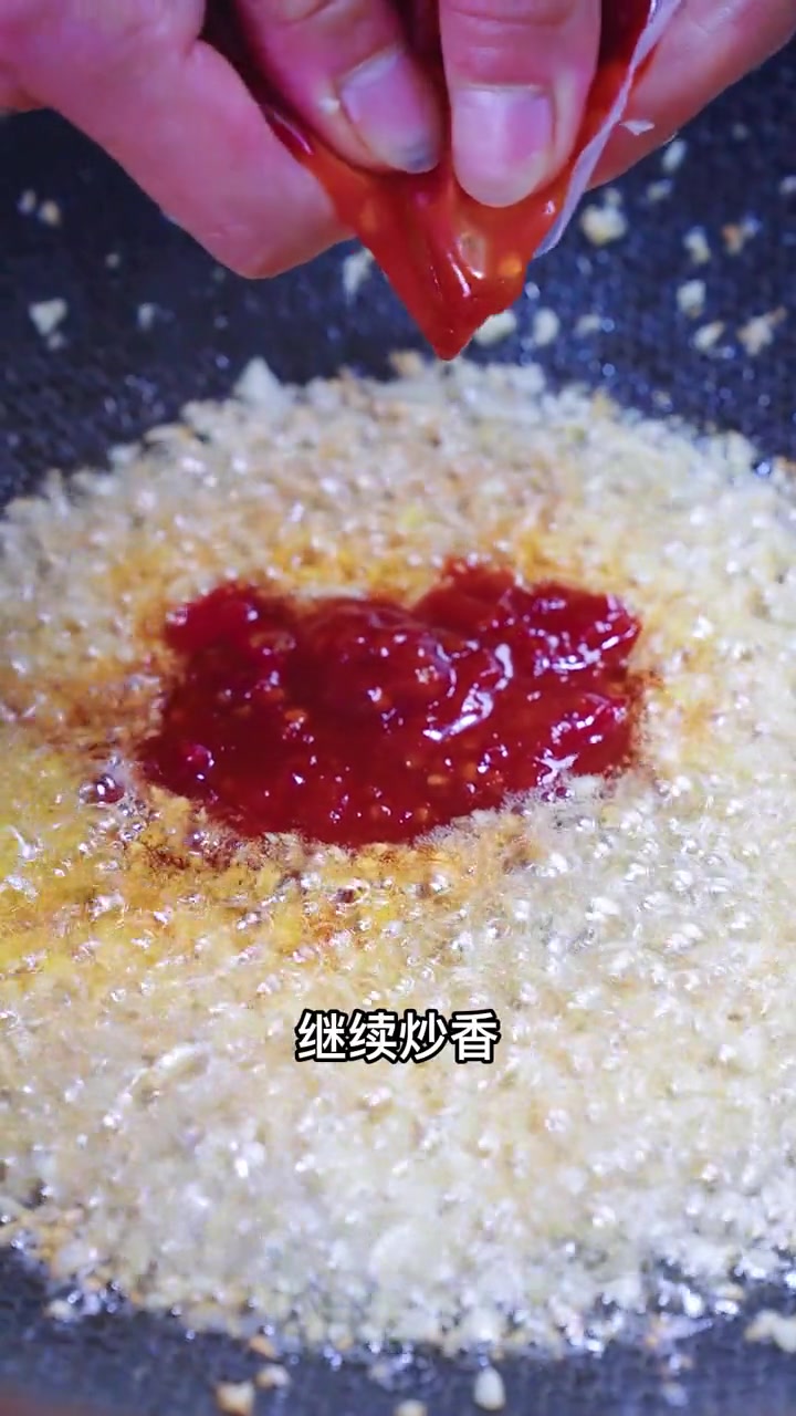 蒜泥龙虾，家庭里面这样做比饭店还好吃！