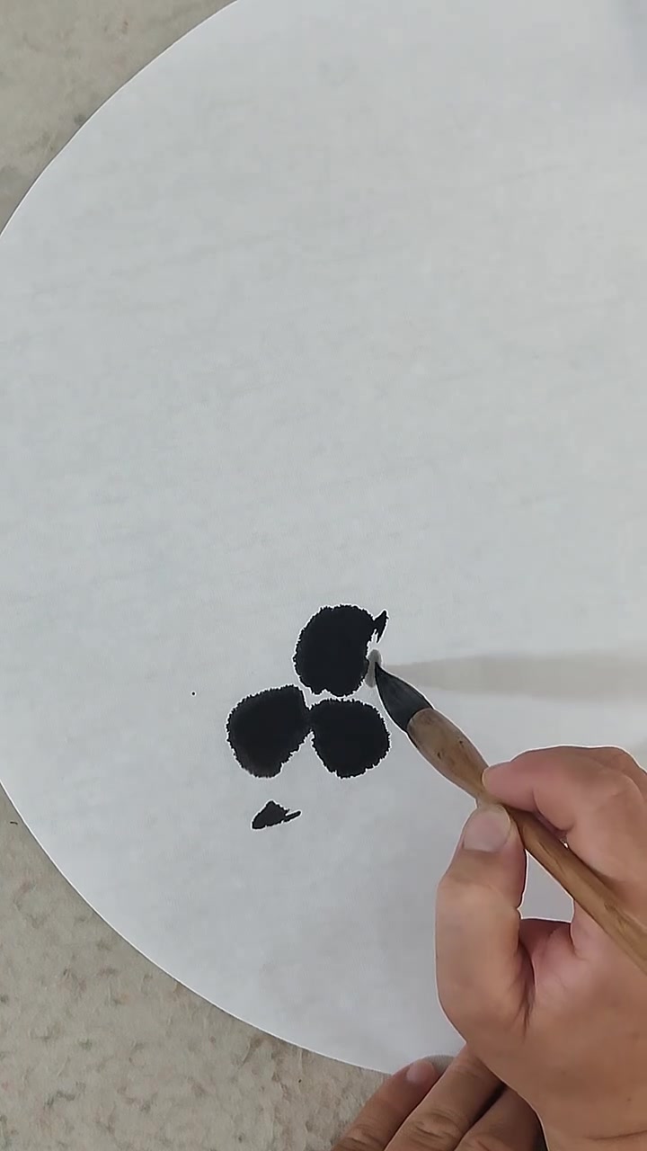 画水墨小鸡