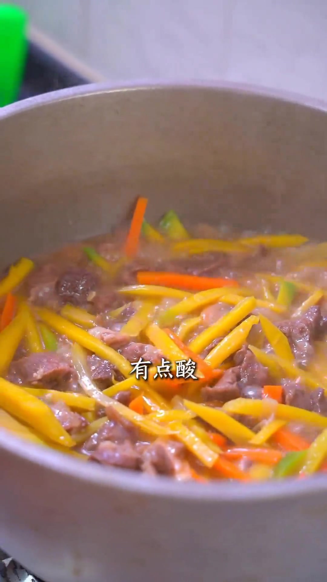 40年抓饭老板，手把手教你做一道碎肉抓饭，餐饮小白都能会