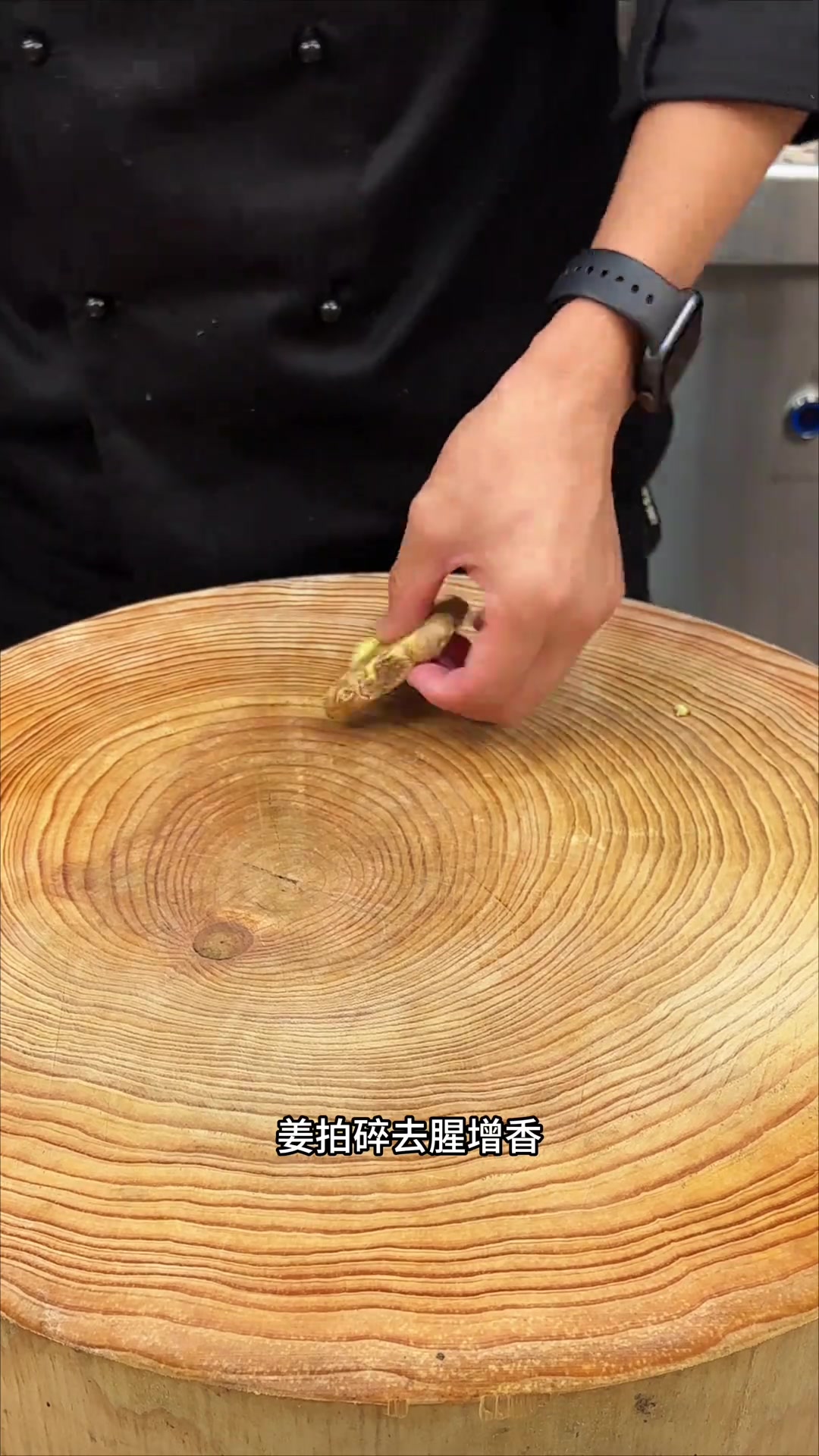 宁都三杯鸡 这是一道江西名菜,宁都三杯鸡的正宗传统做法