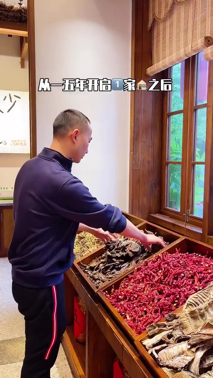 衡阳这家特别下饭的馆子，靠着三菜一汤遍江东江西