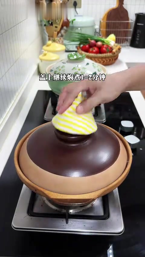 普通家庭的晚餐！今日食谱：金丝鱼煮鲜鱿｜小炒牛肉