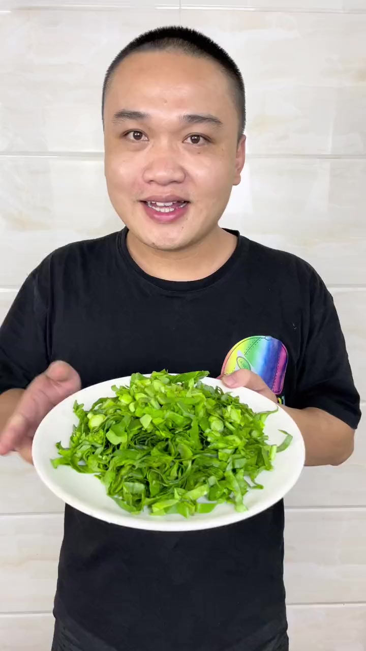 芥兰鱿鱼炒饭，真的太香了
