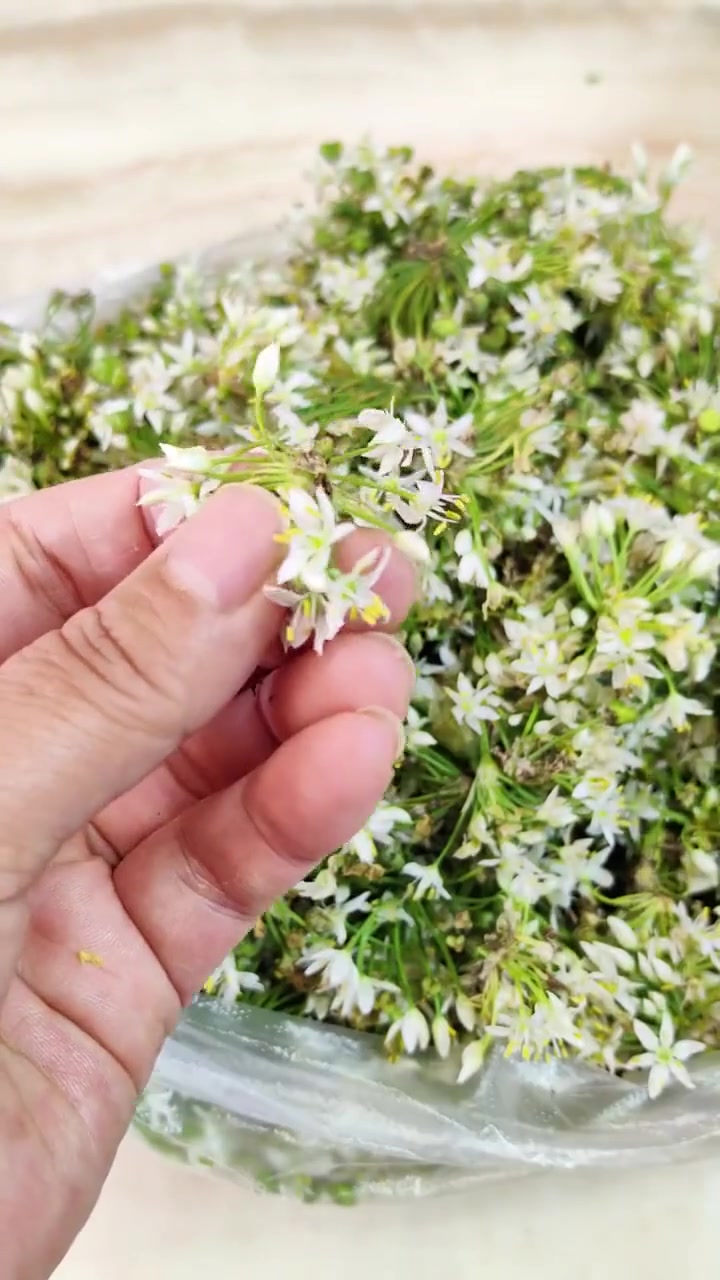 韭菜花酱，自制韭菜花酱的方法